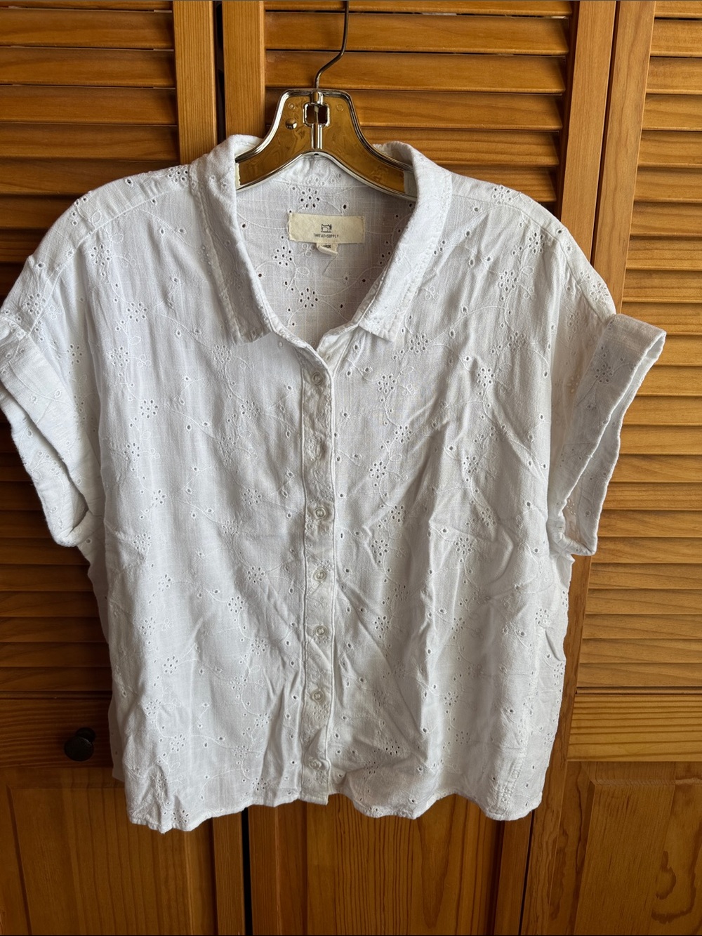 THREAD + SUPPLY Lightweight White Eyelet Button-Front Women's Top